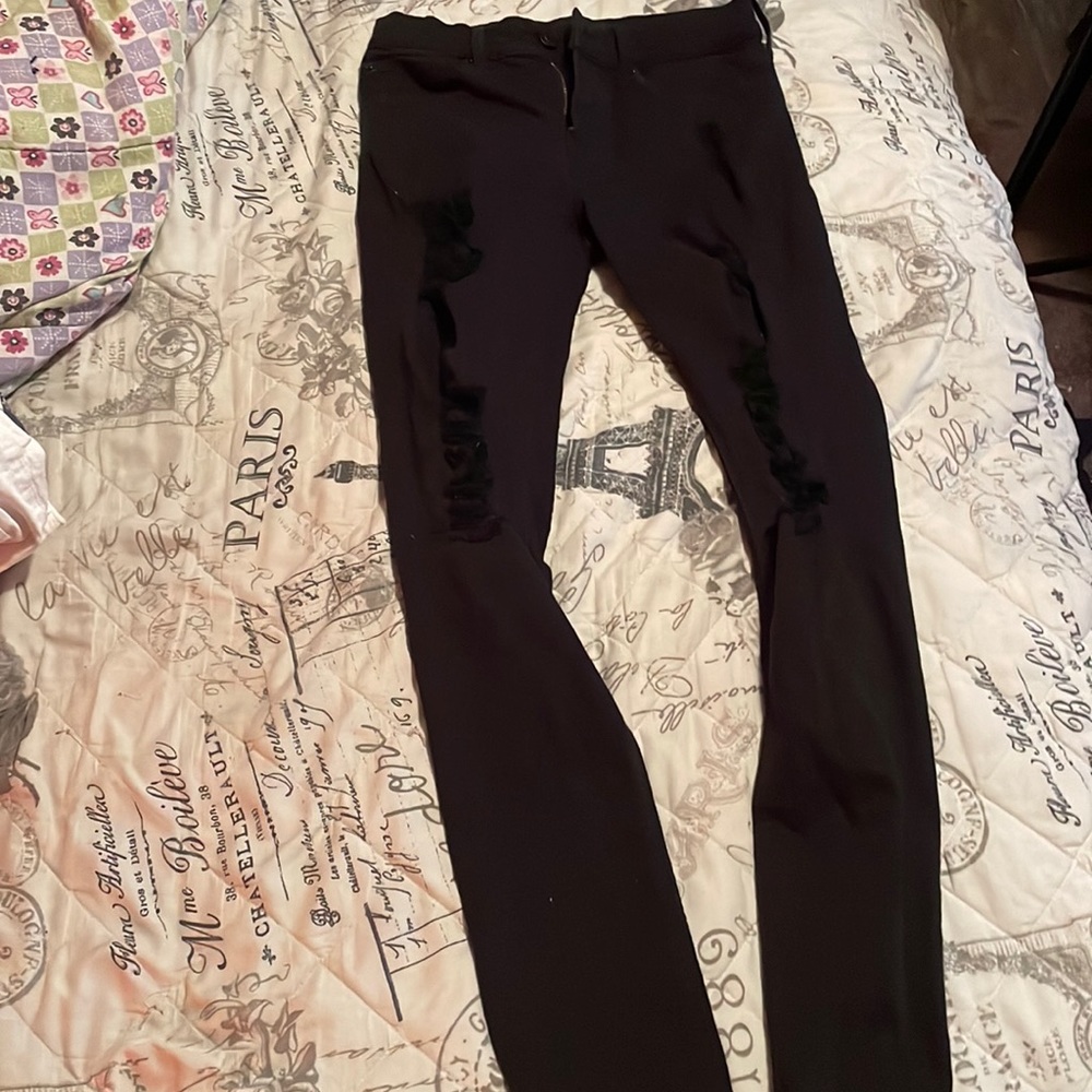 express super cute black ripped jeans